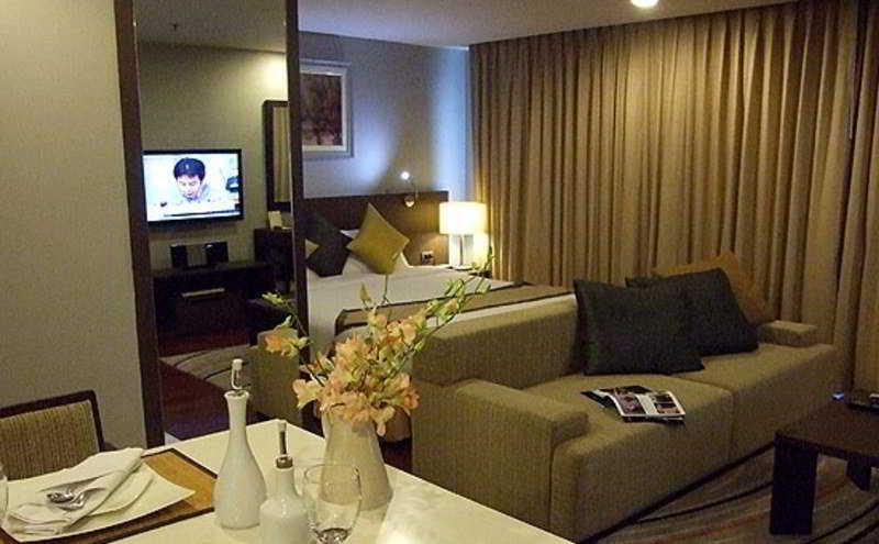 Royal 4*